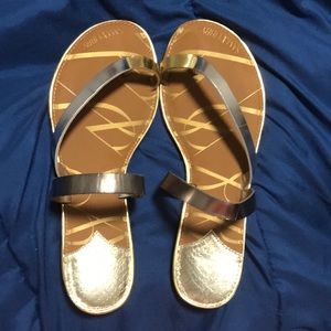 Sam and Libby Flip Flops Size 9 1/2